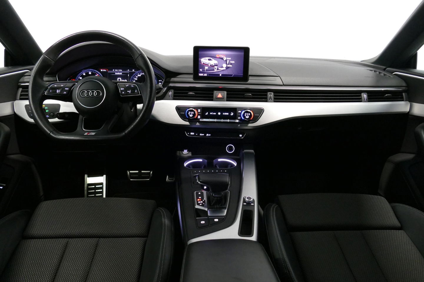 Audi A5 Sportback 2.0 TFSI MHEV Sport S-line Edition / RS5 Look diffuser / Maxton Design Bodykit V.2 / LED koplampen / 20'' LMV / Navigatie / Climatronic / Cruise Control / PDC achter / Audi Drive Select / Black Optic pakket