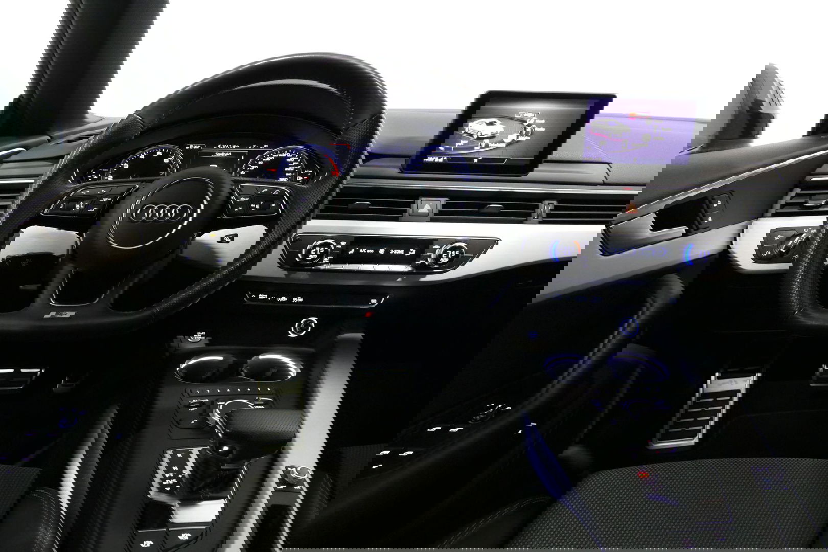 Audi A5 Sportback 2.0 TFSI MHEV Sport S-line Edition / RS5 Look diffuser / Maxton Design Bodykit V.2 / LED koplampen / 20'' LMV / Navigatie / Climatronic / Cruise Control / PDC achter / Audi Drive Select / Black Optic pakket