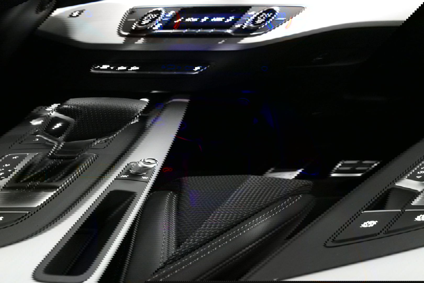 Audi A5 Sportback 2.0 TFSI MHEV Sport S-line Edition / RS5 Look diffuser / Maxton Design Bodykit V.2 / LED koplampen / 20'' LMV / Navigatie / Climatronic / Cruise Control / PDC achter / Audi Drive Select / Black Optic pakket