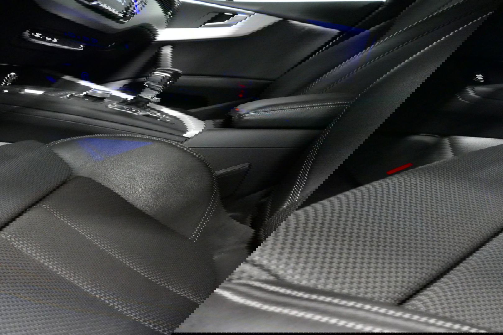 Audi A5 Sportback 2.0 TFSI MHEV Sport S-line Edition / RS5 Look diffuser / Maxton Design Bodykit V.2 / LED koplampen / 20'' LMV / Navigatie / Climatronic / Cruise Control / PDC achter / Audi Drive Select / Black Optic pakket