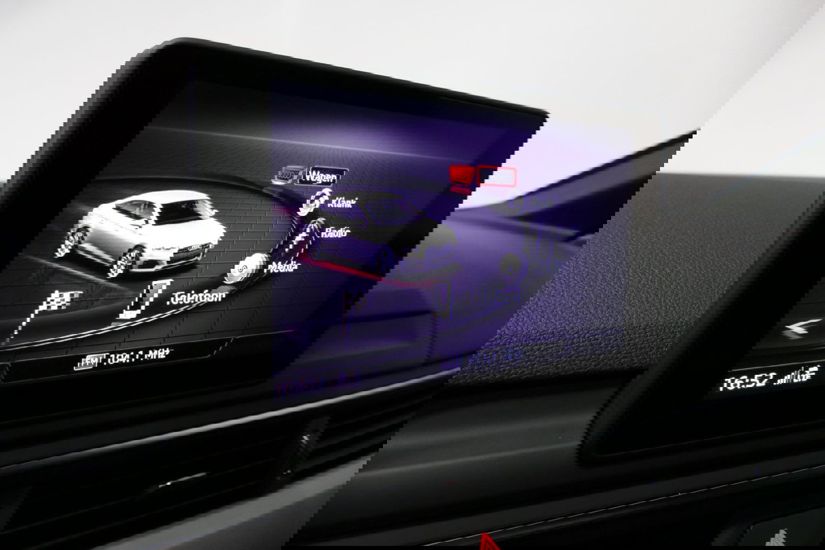 Audi A5 Sportback 2.0 TFSI MHEV Sport S-line Edition / RS5 Look diffuser / Maxton Design Bodykit V.2 / LED koplampen / 20'' LMV / Navigatie / Climatronic / Cruise Control / PDC achter / Audi Drive Select / Black Optic pakket