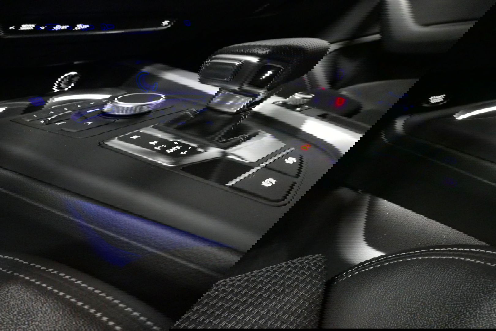 Audi A5 Sportback 2.0 TFSI MHEV Sport S-line Edition / RS5 Look diffuser / Maxton Design Bodykit V.2 / LED koplampen / 20'' LMV / Navigatie / Climatronic / Cruise Control / PDC achter / Audi Drive Select / Black Optic pakket