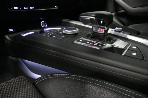 Audi A5 Sportback 2.0 TFSI MHEV Sport S-line Edition / RS5 Look diffuser / Maxton Design Bodykit V.2 / LED koplampen / 20'' LMV / Navigatie / Climatronic / Cruise Control / PDC achter / Audi Drive Select / Black Optic pakket