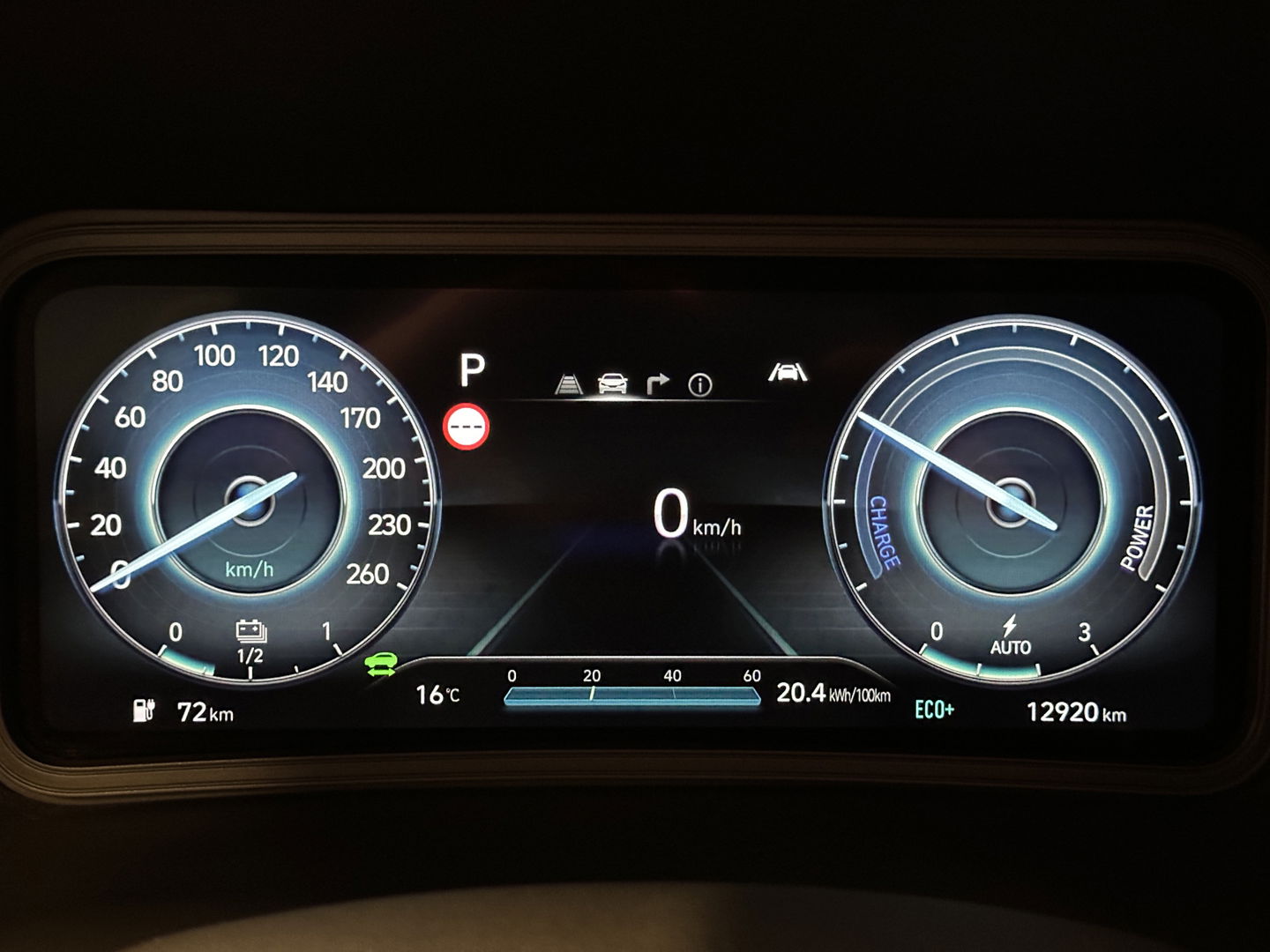 Hyundai KONA EV Comfort Smart 39 kWh | Standkachel | Krell Sound | Camera | Stuurwielverwarming | Stoelverwarming | Lane Assist | Dodehoeksensor | Adaptieve Cruise Control | DAB |