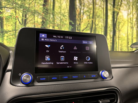 Hyundai KONA EV Comfort Smart 39 kWh | SOH 100% | Parkeersensoren | Cruise Control | Achteruitrijcamera | Apple Carplay | Android Auto | Stoel/Stuurverwarming | Keyless | DAB | Airconditioning