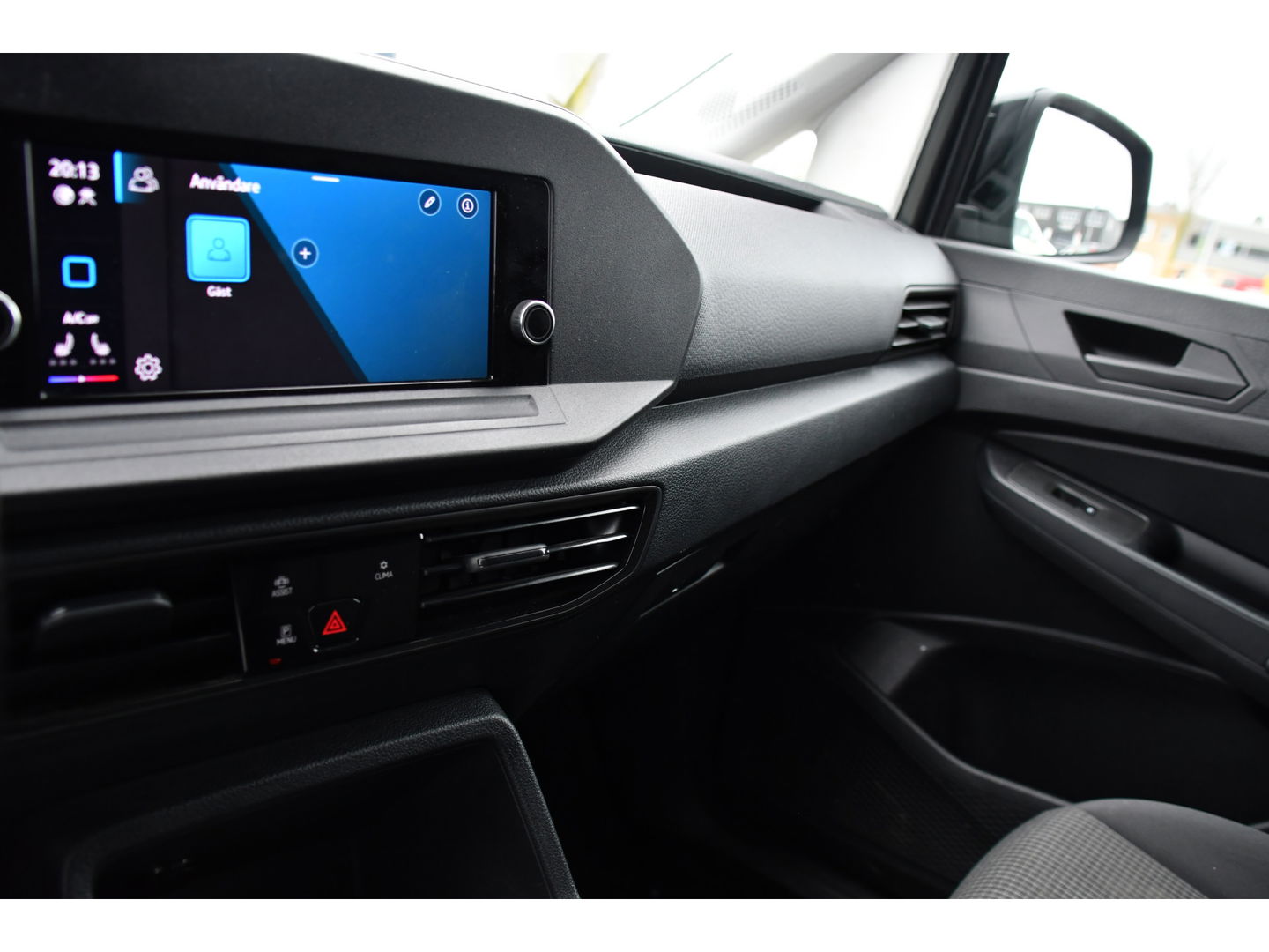 Volkswagen Caddy Cargo Maxi 2.0 TDI PB Edition Camera, Cruise, Carplay, Stoelverwarming, Standkachel, Automaat, 2 x Schuifdeur, Uniek!