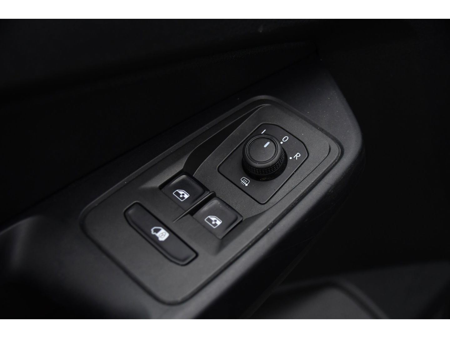 Volkswagen Caddy Cargo Maxi 2.0 TDI PB Edition Camera, Cruise, Carplay, Stoelverwarming, Standkachel, Automaat, 2 x Schuifdeur, Uniek!