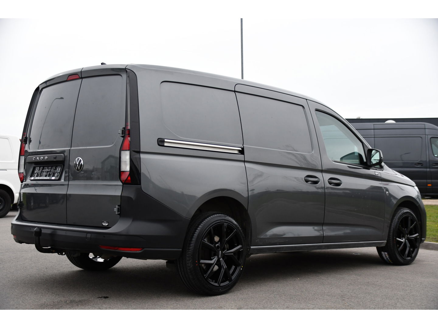 Volkswagen Caddy Cargo Maxi 2.0 TDI PB Edition Camera, Cruise, Carplay, Stoelverwarming, Standkachel, Automaat, 2 x Schuifdeur, Uniek!