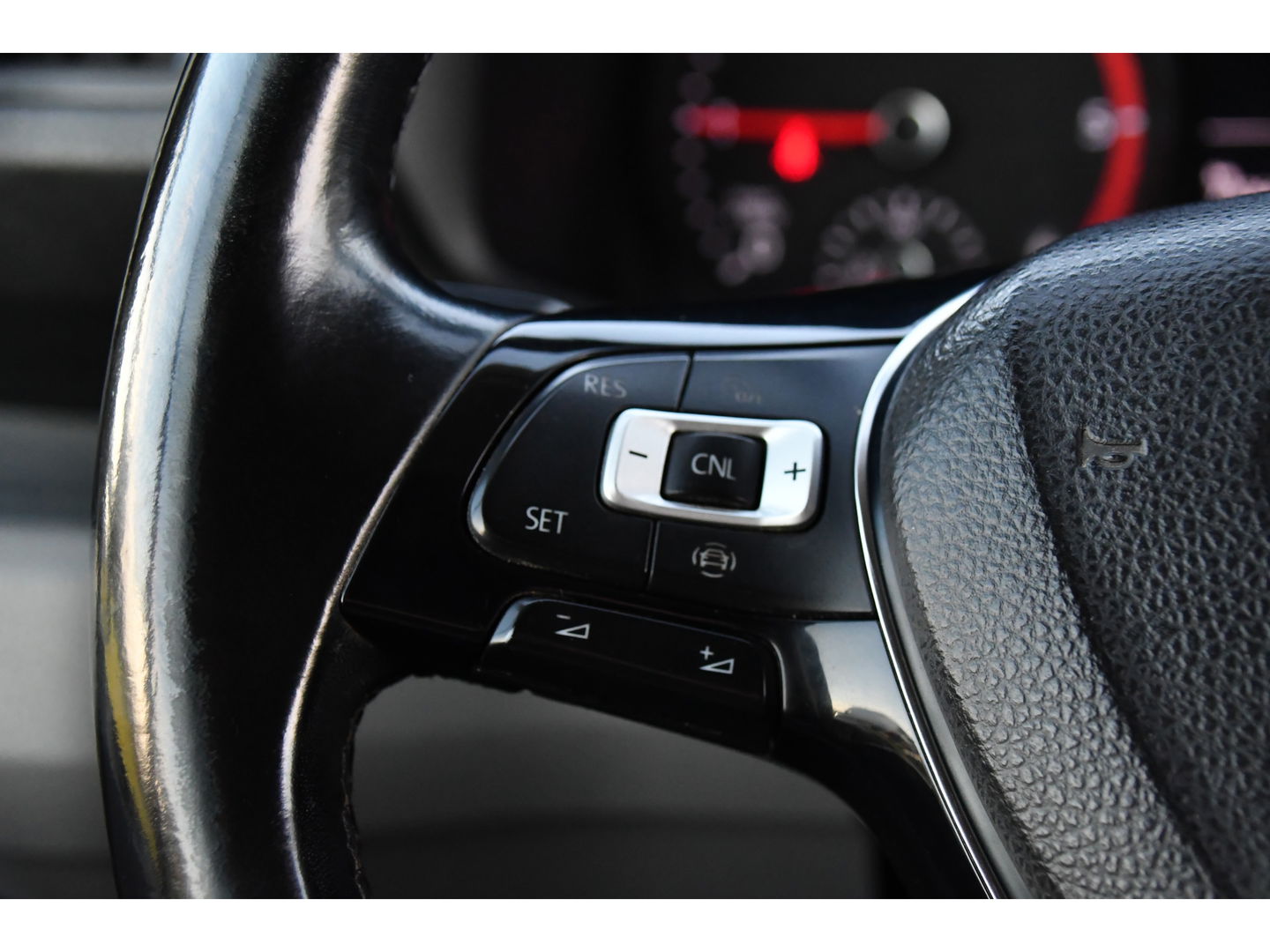 MAN TGE 3.180 35 2.0 L3H3 4x4 Black Edition Cruise, Camera, Carplay, LED, Stoelverwarming, Leder, Trekhaak, Multimedia, Stuurverwarming, Uniek!