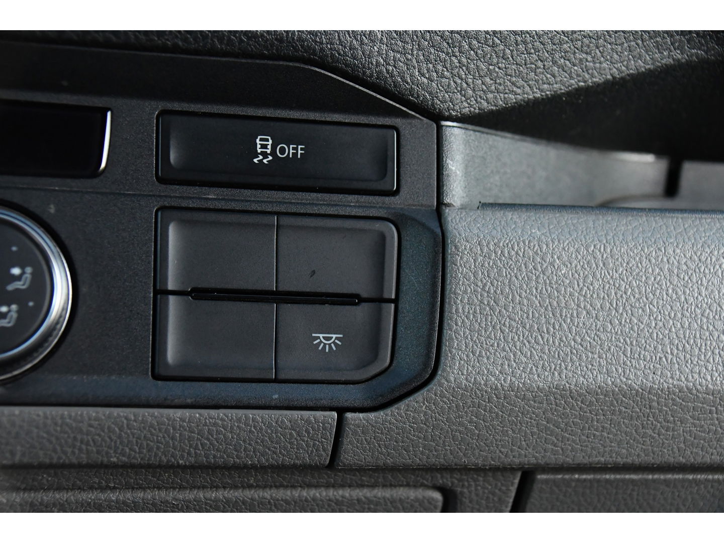 MAN TGE 3.180 35 2.0 L3H3 4x4 Black Edition Cruise, Camera, Carplay, LED, Stoelverwarming, Leder, Trekhaak, Multimedia, Stuurverwarming, Uniek!