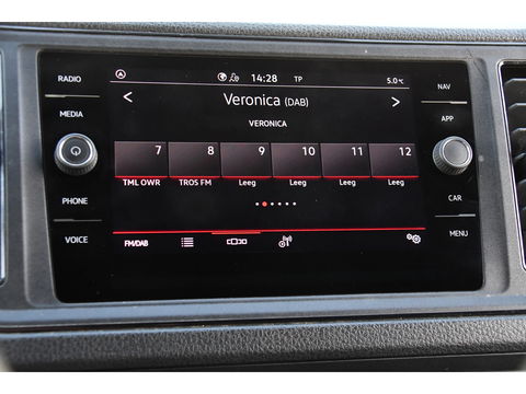 MAN TGE 3.180 35 2.0 L3H3 4x4 Black Edition Cruise, Camera, Carplay, LED, Stoelverwarming, Leder, Trekhaak, Multimedia, Stuurverwarming, Uniek!