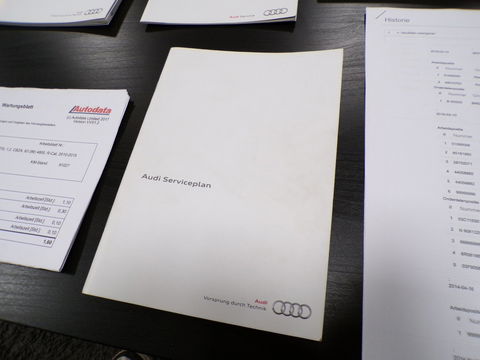 Audi A1 1.2 TFSI "2X S-Line" Xenon Leer Stoelverwarming Bluetooth Garantie Nieuwe-APK 17"Velgen Volledige-historie 4-Season banden