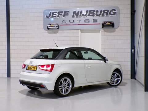 Audi A1 1.2 TFSI "2X S-Line" Xenon Leer Stoelverwarming Bluetooth Garantie Nieuwe-APK 17"Velgen Volledige-historie 4-Season banden