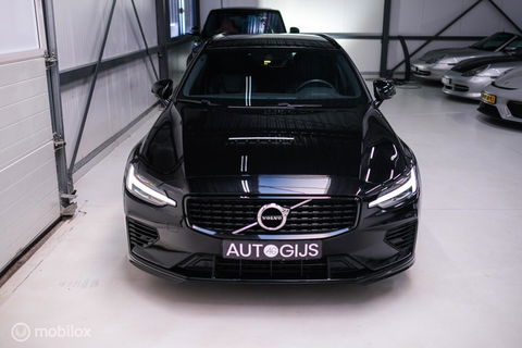 Volvo V60 2.0 T8 Recharge AWD R-Design | Massage | Stoelkoeling | Pilot assist | Adaptive cruise | Trekhaak | LED | NAP NL auto |