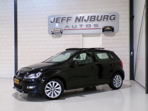 Volkswagen Polo 1.4-16V Comfortline "Origineel NL!" Pano Xenon "1e eigenaar" Panoramadak Bluetooth 16"Velgen Dealer-onderhouden
