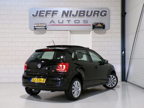 Volkswagen Polo 1.4-16V Comfortline "Origineel NL!" Pano Xenon "1e eigenaar" Panoramadak Bluetooth 16"Velgen Dealer-onderhouden