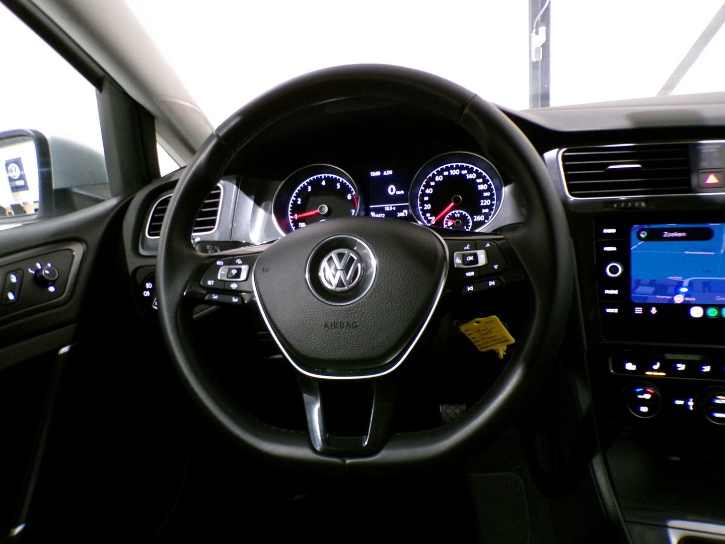 Volkswagen Golf 1.0 TSI 116PK Comfortline Business "Origineel NL!" Stoelverwarming Massage-Stoel Apple-Carplay Parkeersensoren Led