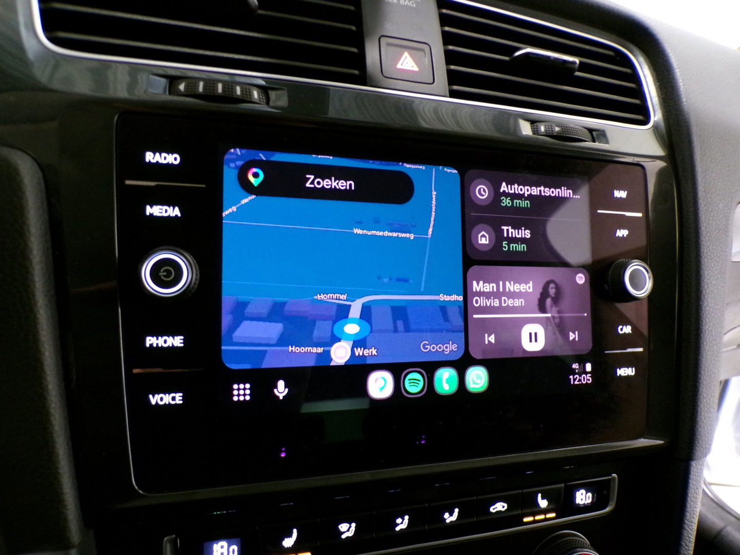 Volkswagen Golf 1.0 TSI 116PK Comfortline Business "Origineel NL!" Stoelverwarming Massage-Stoel Apple-Carplay Parkeersensoren Led