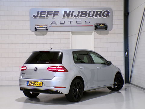 Volkswagen Golf 1.0 TSI 116PK Comfortline Business "Origineel NL!" Stoelverwarming Massage-Stoel Apple-Carplay Parkeersensoren Led