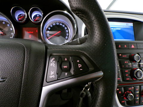 Opel Astra GTC 1.4 Turbo Sport "Origineel NL!" Navigatie Bluetooth Parkeersensoren 19"Velgen Garantie Sportstoelen Cruise-control