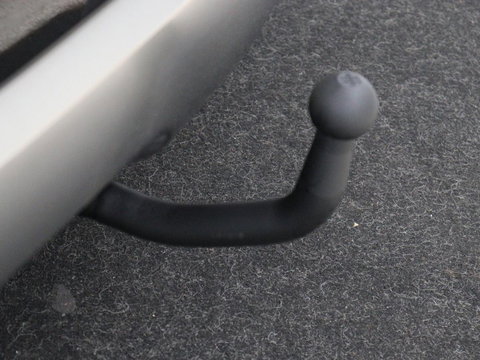 Kia Niro 1.6 GDi Hybrid DynamicLine | Trekhaak | Adaptive cruise | Camera | Carplay | Half leder | Navigatie | Sfeerverlichting | File Assistent | Parkeerhulp | Keyless | Climate control