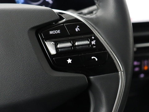 Kia Niro 1.6 GDi Hybrid DynamicLine | Trekhaak | Adaptive cruise | Camera | Carplay | Half leder | Navigatie | Sfeerverlichting | File Assistent | Parkeerhulp | Keyless | Climate control