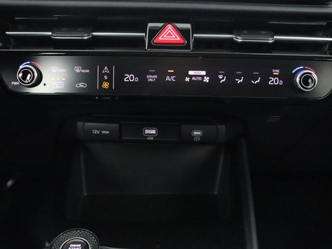 Kia Niro 1.6 GDi Hybrid DynamicLine | Trekhaak | Adaptive cruise | Camera | Carplay | Half leder | Navigatie | Sfeerverlichting | File Assistent | Parkeerhulp | Keyless | Climate control