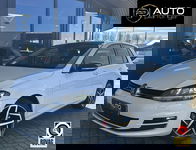 Volkswagen Golf - 1.4 TSI Highline | AUTOMAAT | Nette Staat | Stoelverwarming | Comfort Stoelen | 2026 Onderhoudsbeurt gehad | Navigatie | Cimate Control | 2 Luxe Sleutels |