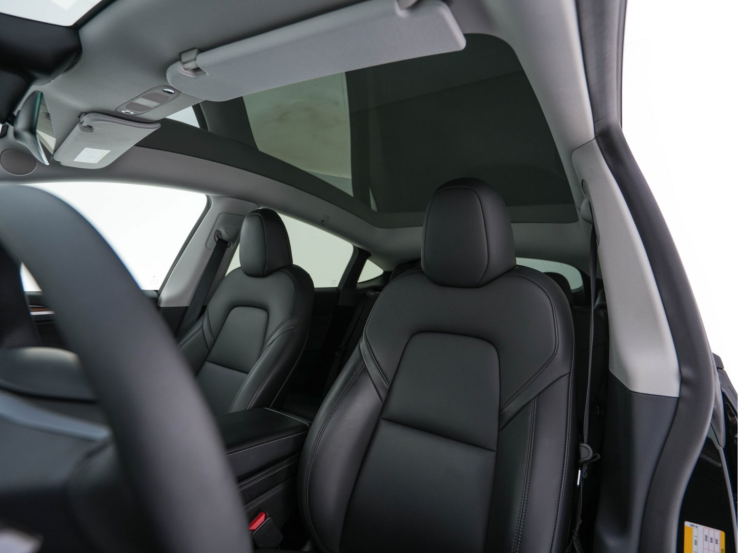 Tesla Model Y RWD 58 kWh [ 3-Fase-11kW ] {SOH-93%} (INCL-BTW) Aut. *HEATPUMP | PANO | LEATHER | AUTO-PILOT | NAVI-FULLMAP | MATRIX-LED | KEYLESS | CAMERA | DAB+ | HEATED-COMFORTSEATS | PRIVACYGLASS | TOPVIEW | 19''ALU*