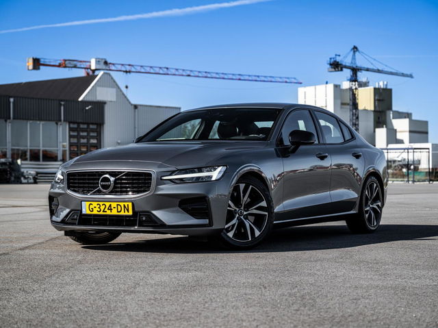 Volvo S60 - 2.0 T5 250PK R-Design Leder CarPlay Stoelverwarming Led Navi Virtual Origineel NL