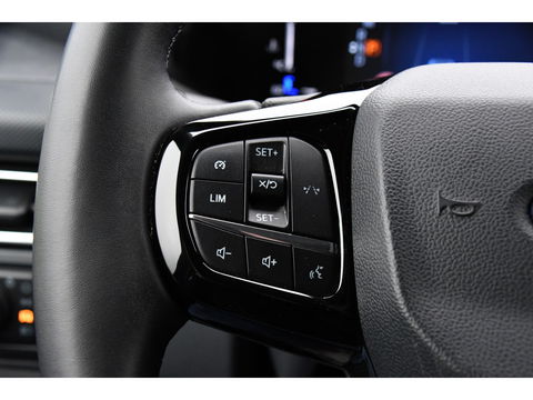 Ford Transit Custom 300 2.0 TDCI L2H1 Limited DC PB Edition Virtual, Cruise, Carplay, 2 x Schuifdeur, LED, 136pk, Automaat, Stuurverwarming, Stoelverwarming, Uniek!