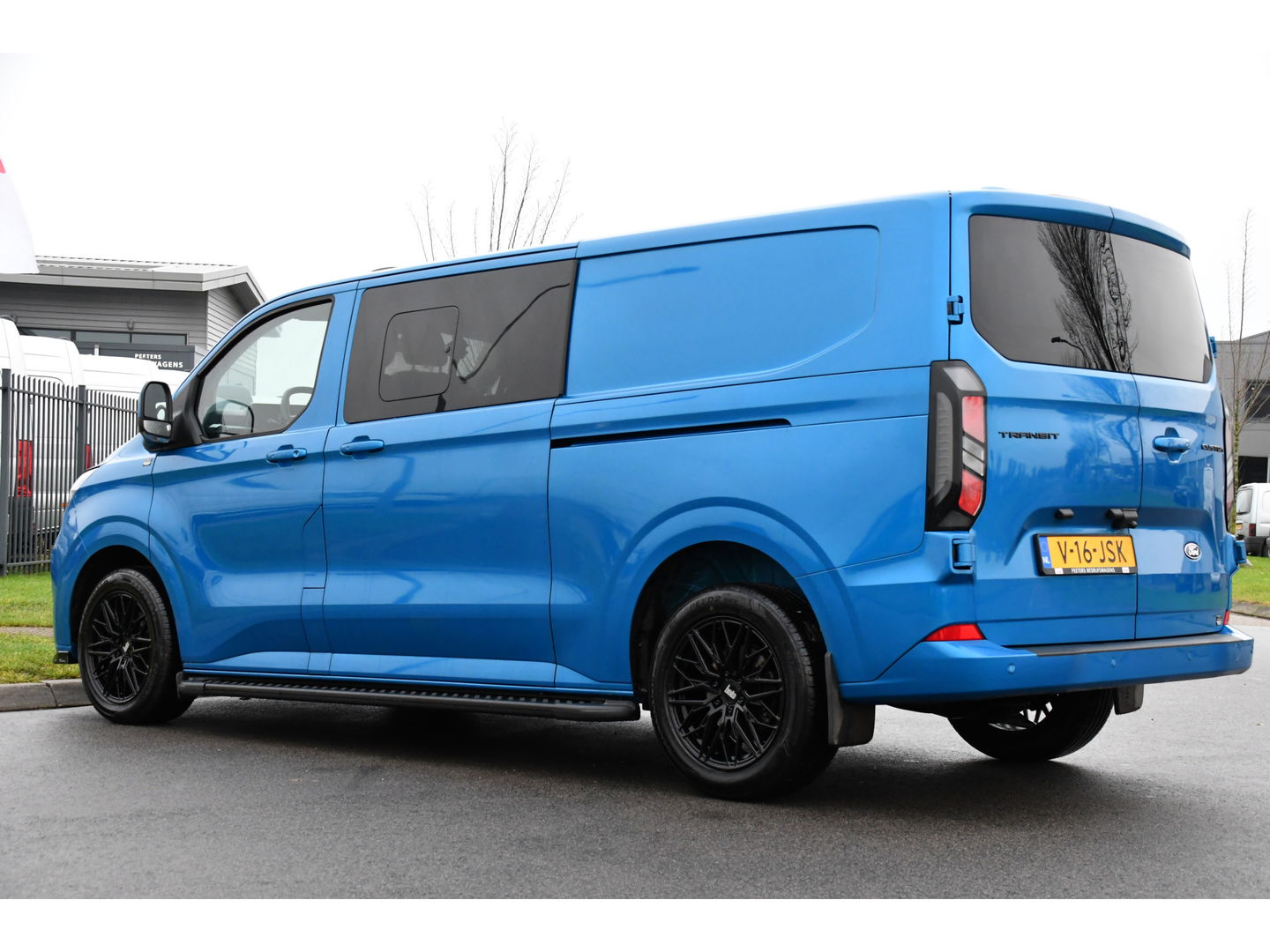 Ford Transit Custom 300 2.0 TDCI L2H1 Limited DC PB Edition Virtual, Cruise, Carplay, 2 x Schuifdeur, LED, 136pk, Automaat, Stuurverwarming, Stoelverwarming, Uniek!