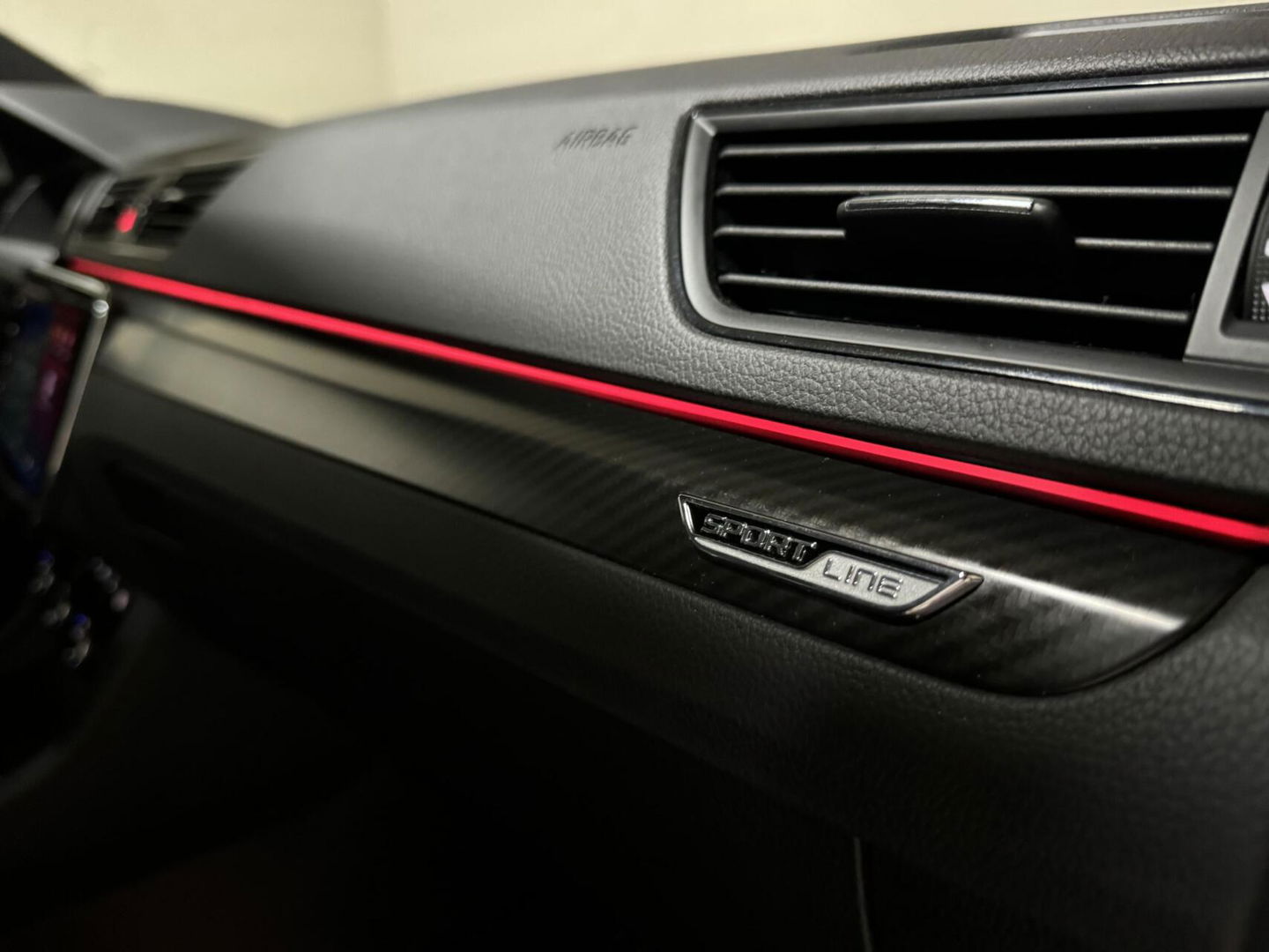 Škoda Superb Combi 1.4 TSI iV Sportline Pano Canton Camera Trekh.