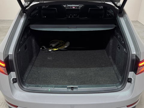 Škoda Superb Combi 1.4 TSI iV Sportline Pano Canton Camera Trekh.