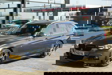 BMW 3 Serie - Touring 320i Edition M Sport Shadow Executive | PANO | Carplay | LEER