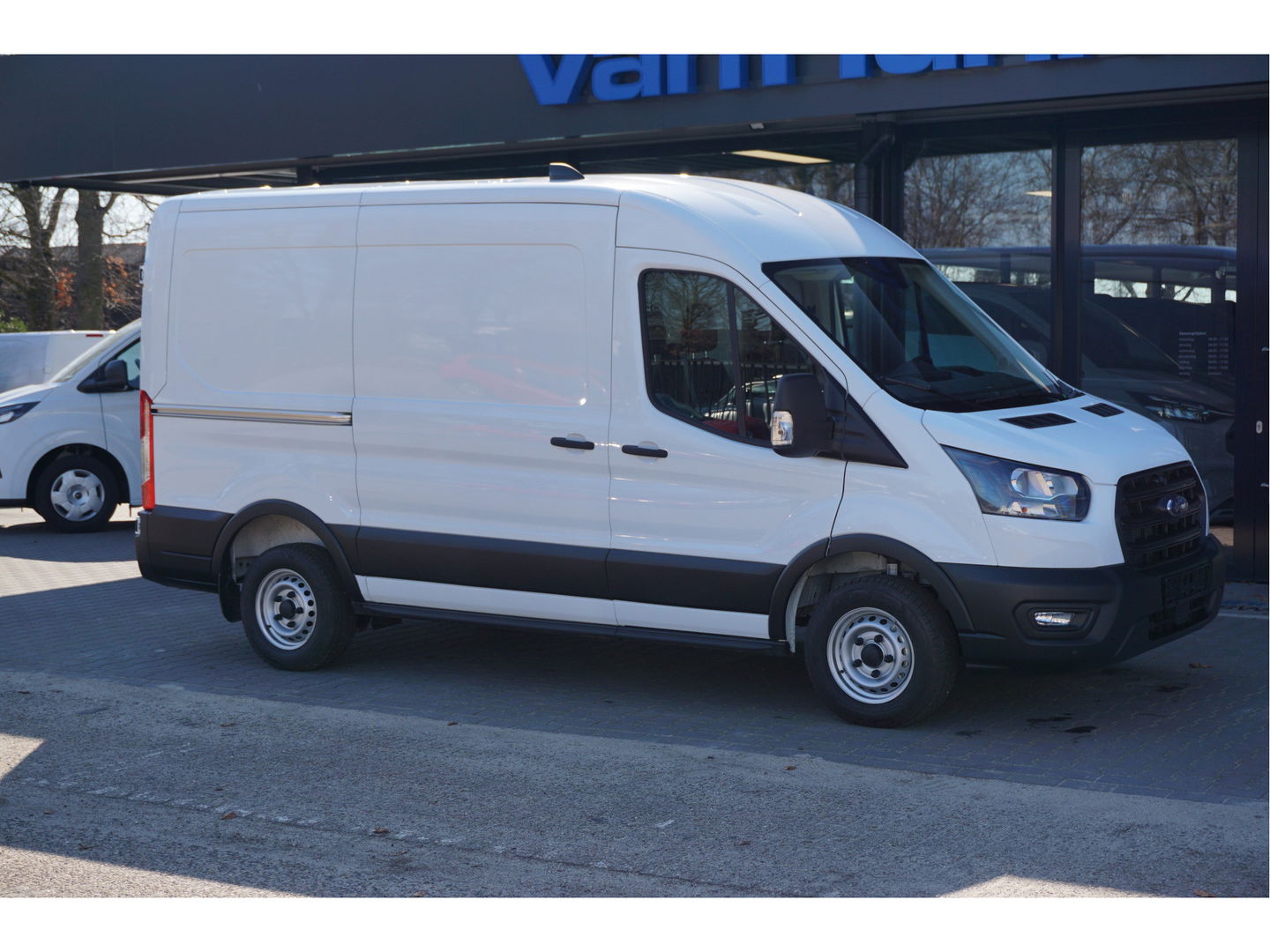 Ford Transit 290M 105PK L2H2 BPM VRIJ!! Airco, PDC, Bluetooth! NR. J365*