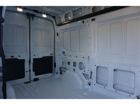 Ford Transit 310M 130PK Trend L2H3 BPM VRIJ!! Airco, Cruise, Camera!! NR. J448