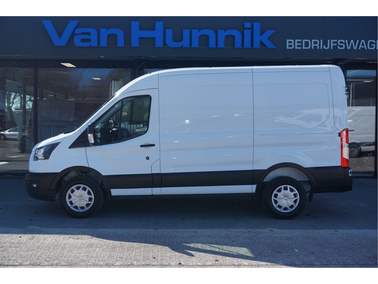 Ford Transit 330M 105PK Trend L2H2 BPM VRIJ!! Airco, Cruise, Camera!! NR. J340*