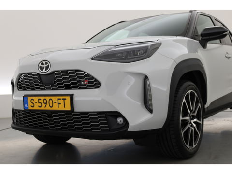 Toyota Yaris Cross 1.5 Hybrid GR Sport | Adapt. Cruise | HUD | JBL Audio | Camera | Keyless | Stoel- Stuurverw | Apple CarPlay