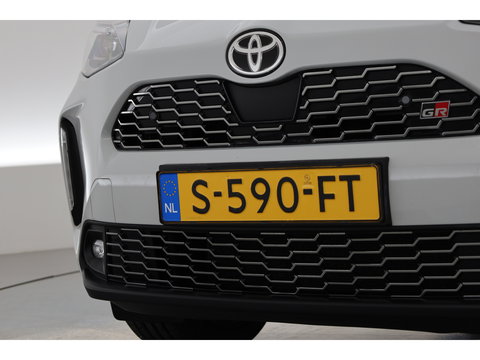 Toyota Yaris Cross 1.5 Hybrid GR Sport | Adapt. Cruise | HUD | JBL Audio | Camera | Keyless | Stoel- Stuurverw | Apple CarPlay