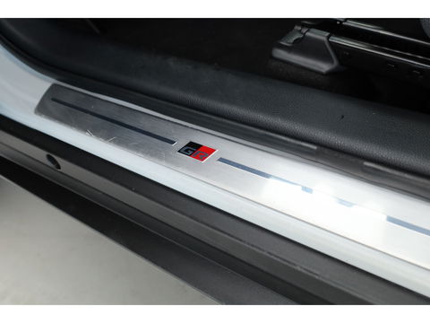 Toyota Yaris Cross 1.5 Hybrid GR Sport | Adapt. Cruise | HUD | JBL Audio | Camera | Keyless | Stoel- Stuurverw | Apple CarPlay