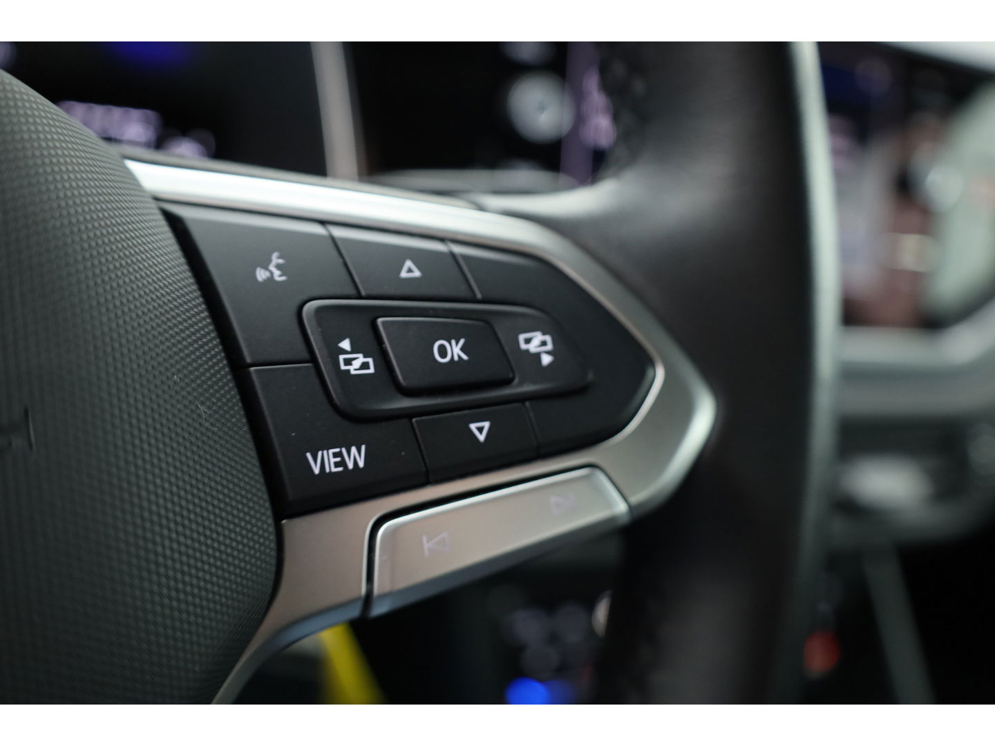 Volkswagen Polo 1.0 TSI R-Line | IQ Light | Dig. Cockpit | Adapt. Cruise | Camera | Stoelverw. | Apple CarPlay | 16''