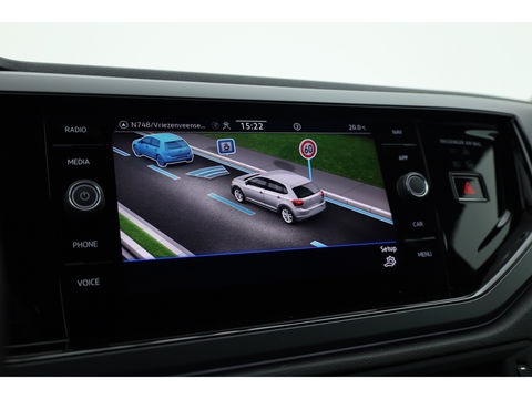 Volkswagen Polo 1.0 TSI R-Line | IQ Light | Dig. Cockpit | Adapt. Cruise | Camera | Stoelverw. | Apple CarPlay | 16''