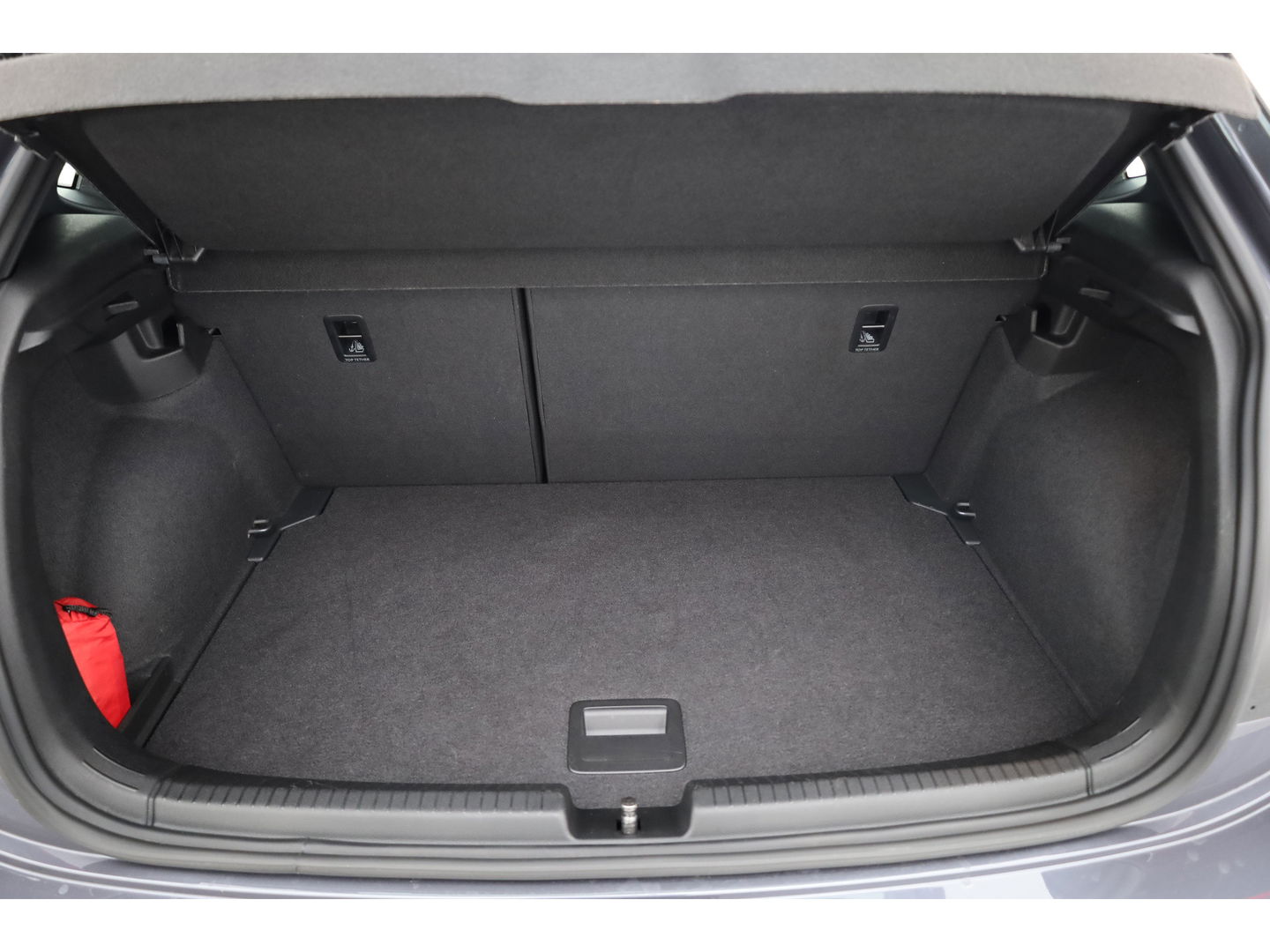 Volkswagen Polo 1.0 TSI R-Line | IQ Light | Dig. Cockpit | Adapt. Cruise | Camera | Stoelverw. | Apple CarPlay | 16''