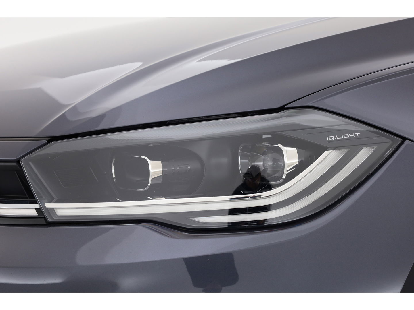 Volkswagen Polo 1.0 TSI R-Line | IQ Light | Dig. Cockpit | Adapt. Cruise | Camera | Stoelverw. | Apple CarPlay | 16''