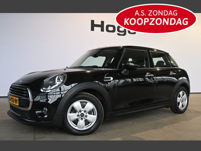 MINI Cooper - Mini 1.5 Airco Navigatie LED Cruise Control Direct Leverbaar! Rijklaarprijs Inruil Mogelijk!