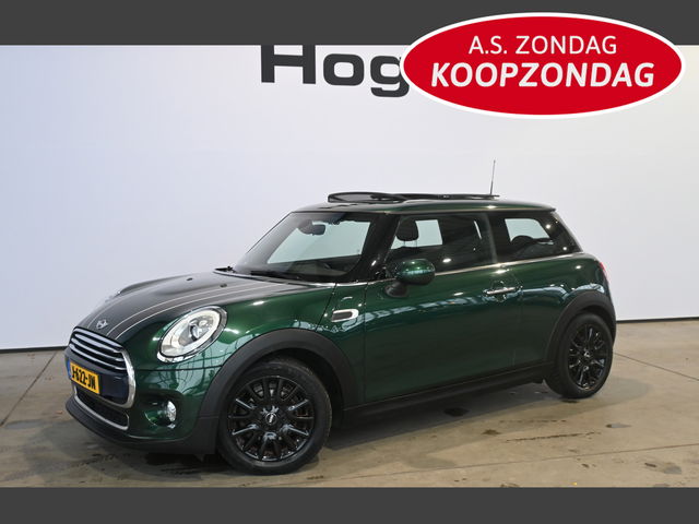 MINI Cooper - Mini 1.5 Pepper Serious Business Automaat Navigatie Panoramadak Goed Onderhouden! Inruil Mogelijk!