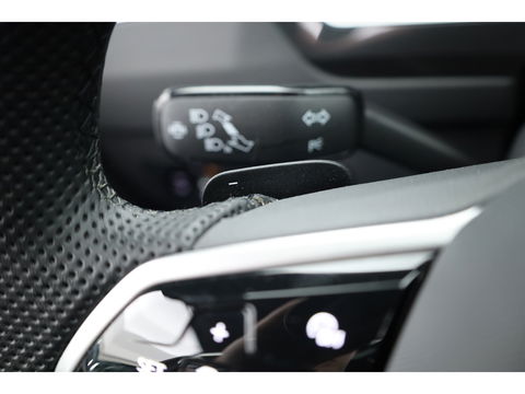 Volkswagen Tiguan 1.4 TSI eHybrid R-Line Business | SOH 95.1% | Pano | Adapt. Cruise | IQ Light | 360cam | HUD | Stoel- Stoelverw. | Memory