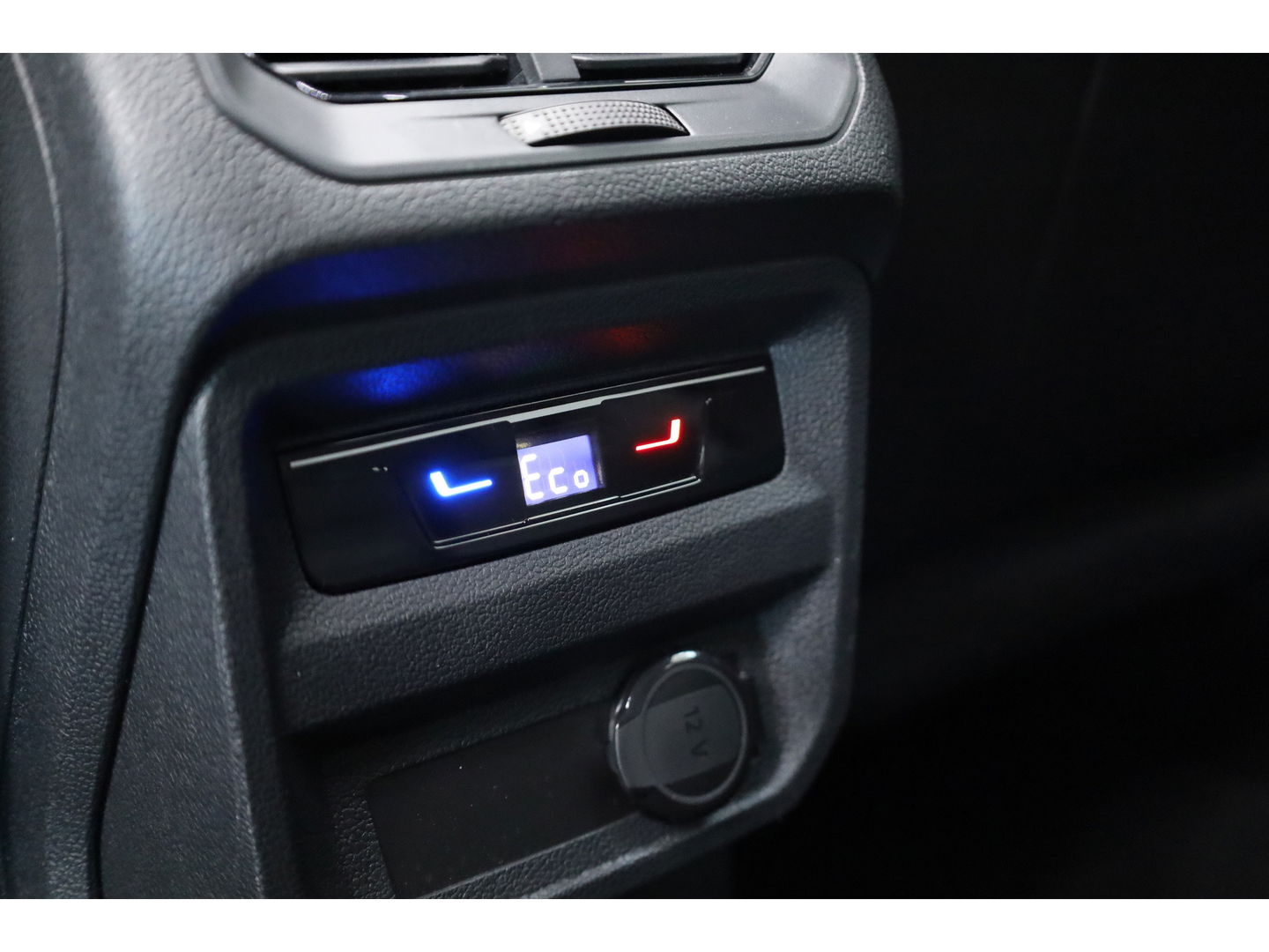 Volkswagen Tiguan 1.4 TSI eHybrid R-Line Business | SOH 95.1% | Pano | Adapt. Cruise | IQ Light | 360cam | HUD | Stoel- Stoelverw. | Memory