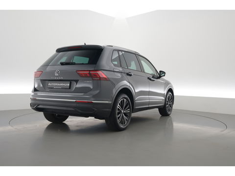 Volkswagen Tiguan 1.4 TSI eHybrid | HUD | IQ Light | Keyless | Stoel- Stuurverw. | Adapt. Cruise | 360cam | Apple CarPlay